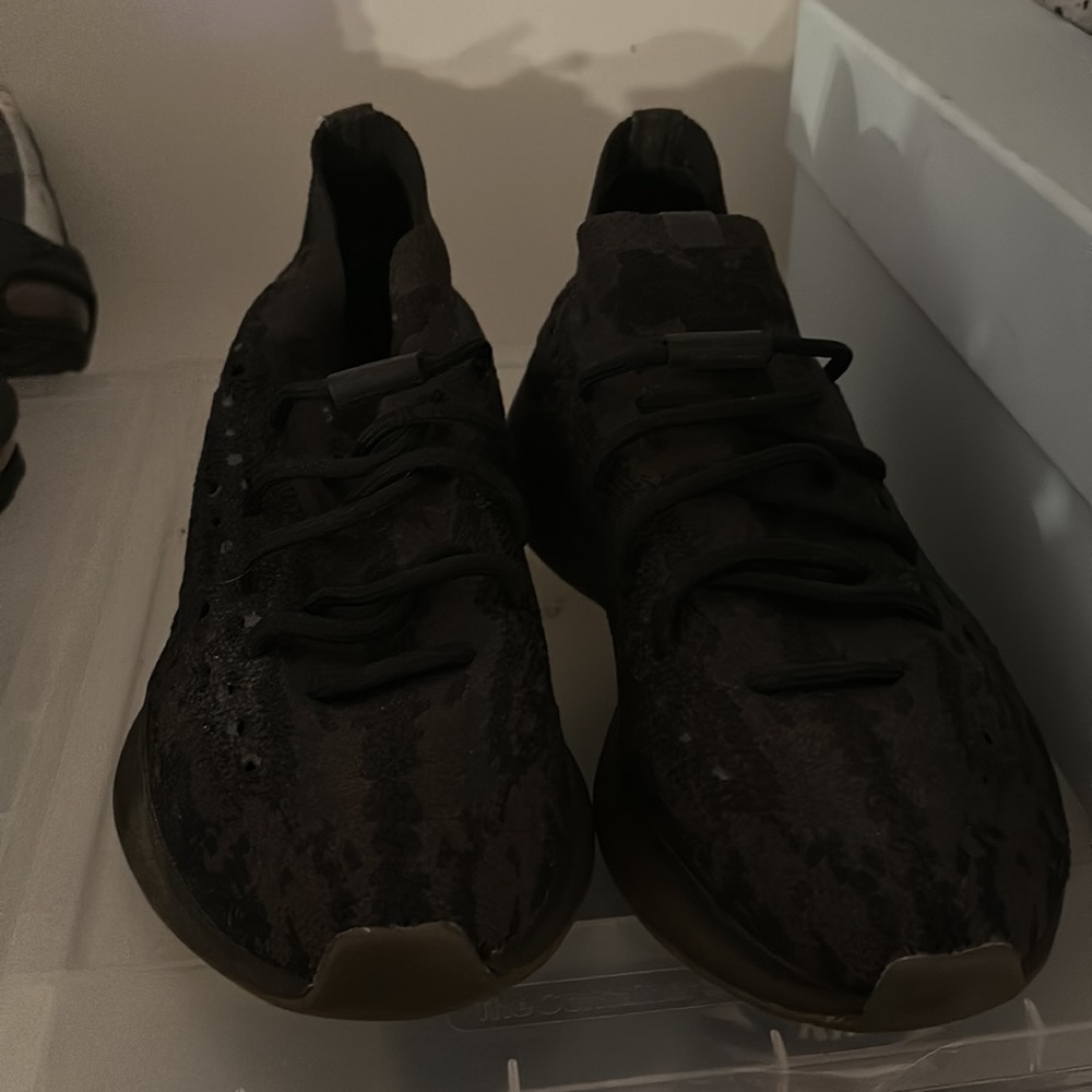 adidas Yeezy Boost 380
Onyx